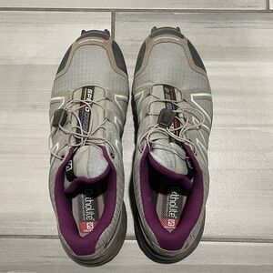 Salomon Women's Gray and Purple Athletic Shoes